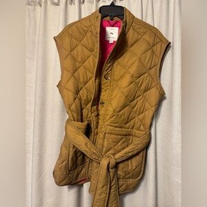 GAP Women's Quilted Tan Vest with Belt